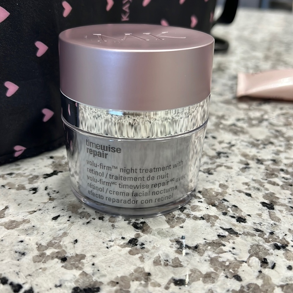 Mary Kay TimeWise Repair volu-firm night treatment with retinol